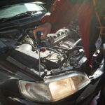 30.10.2015. Bezpłatne ustawienie świateł w stacji kontroli pojazdów w Chmielniku / Karol Żak / Radio Kielce