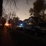 30.10.2015 Kielce. Ciemności spowiły ul. Ściegiennego, przy której znajdują się główne kieleckie nekropolie. / Wojciech Habdas / Radio Kielce