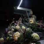 30.10.2015 Kielce. Ciemności spowiły ul. Ściegiennego, przy której znajdują się główne kieleckie nekropolie. / Wojciech Habdas / Radio Kielce