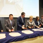 19.10.2015 Podzamcze Chęcińskie. Otwarcie Europejskiego Centrum Edukacji Geologicznej / Wojciech Habdas / Radio Kielce