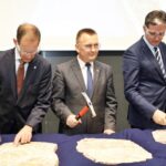 19.10.2015 Podzamcze Chęcińskie. Otwarcie Europejskiego Centrum Edukacji Geologicznej / Wojciech Habdas / Radio Kielce