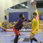 17.10.2015. Mecz 5. kolejki Ligi Mistrzów piłkarzy ręcznych: Vive Tauron Kielce - FC Barcelona / Kamil Król / Radio Kielce