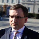 28.10.2015. Konferencja Zbigniewa Ziobry na Rynku w Kielcach / Kamil Król / Radio Kielce