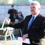 1.10.2015 Kielce. Dworzec PKS. Happening, Marek Wołoch / Wojciech Habdas / Radio Kielce