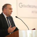 1.10.2015 Kielce. Inauguracja roku akademickiego na UJK. Grzegorz Schetyna, Minister Spraw Zagraniczncyh / Wojciech Habdas / Radio Kielce