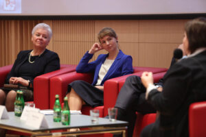 20.10.2015 Kielce. Debata III Sektor - Biznes - Samorząd. Współpraca dla rozwoju regionu. / Wojciech Habdas / Radio Kielce