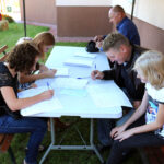 4.10.2015 Krajno Parcele. Akcja wyjazdowa. Krwiobus przy GOK-u w Krajnie. / Wojciech Habdas / Radio Kielce