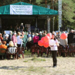 4.10.2015 Kielce. Msza święta w kieleckiej katedrze rozpoczęła tegoroczne święto myśliwych „Hubertusa”. Później imprezy odbywały się na Stadionie Leśnym. / Wojciech Habdas / Radio Kielce