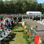 4.10.2015 Kielce. Msza święta w kieleckiej katedrze rozpoczęła tegoroczne święto myśliwych „Hubertusa”. Później imprezy odbywały się na Stadionie Leśnym. / Wojciech Habdas / Radio Kielce