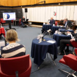 22.10.2015 Kielce. Przedwyborcza debata dotycząca edukacji i rynku pracy dla młodych ludzi. / Wojciech Habdas / Radio Kielce