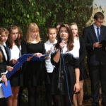 9.10.2015 Kielce. Uroczystości upamiętniające rotmistrza Witolda Pileckiego w Zespole Szkół Informatycznych im. Generała Józefa Hauke-Bosaka w Kielcach. / Wojciech Habdas / Radio Kielce