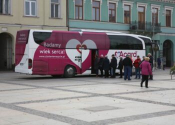 26.10.2015. Badania profilaktyczne na Rynku w Kielcach / Wojciech Habdas / Radio Kielce