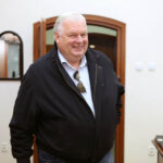 26.10.2015. Andrzej Grajewski podczas decydujących rozmów z prezydentem Kielc Wojciechem Lubawskim w sprawie zakupu Korony / Wojciech Habdas / Radio Kielce