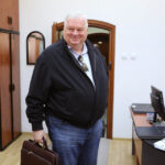 26.10.2015. Andrzej Grajewski podczas decydujących rozmów z prezydentem Kielc Wojciechem Lubawskim w sprawie zakupu Korony / Wojciech Habdas / Radio Kielce