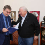 26.10.2015. Andrzej Grajewski podczas decydujących rozmów z prezydentem Kielc Wojciechem Lubawskim w sprawie zakupu Korony / Wojciech Habdas / Radio Kielce