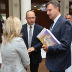 9.10.2015 Kielce. Panele dyskusyjne. Turystyczne szanse regionu oraz Inwestowanie w Świętokrzyskie / Radio Kielce