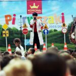 27.10.2015 Kielce. Pierwszaki w Galerii Korona uczą się bezpieczeństwa / Stanisław Blinstrub / Radio Kielce