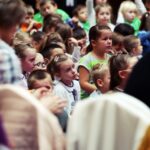 27.10.2015 Kielce. Pierwszaki w Galerii Korona uczą się bezpieczeństwa / Stanisław Blinstrub / Radio Kielce