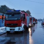 12.10.2015 Włoszczowa. Pożar sklepu meblowego / Jarosław Dragan / Radio Kielce