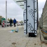 26.10.2015. Usterki przy nowym przystanku przy ulicy Źródłowej / Robert Felczak / Radio Kielce