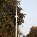 11.10.2015 Kielce. Ul. Ściegiennego. Wybita szyba na nowym przystanku / Stanisław Blinstrub / Radio Kielce