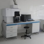 19.10.2015 Starachowice. Nowoczesne laboratorium Odnawialnych Źródeł Energii / Robert Felczak / Radio Kielce