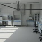 19.10.2015 Starachowice. Nowoczesne laboratorium Odnawialnych Źródeł Energii / Robert Felczak / Radio Kielce