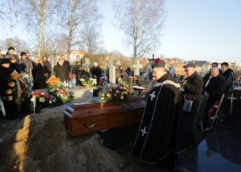 Pogrzeb Stefana Maja (25 listopada 2015 r.) / Wojciech Habdas / Radio Kielce