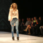 Pokaz mody Natashy Pavluchenko (5 listopada 2015 r.) / Piotr Michalski / Radio Kielce