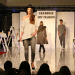 Pokazy mody w kieleckiej galerii (8 listopada 2015 r.) / Piotr Michalski / Radio Kielce