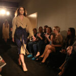 Pokaz mody w Centrum Kompetencji i Kreatywności Fashion Design w KPT (2 listopada 2015 r) / Piotr Michalski / Radio Kielce