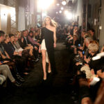 Pokaz mody w Centrum Kompetencji i Kreatywności Fashion Design w KPT (2 listopada 2015 r) / Piotr Michalski / Radio Kielce