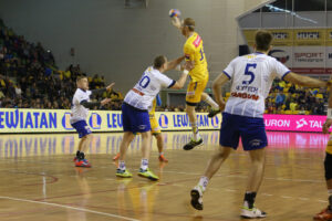 Vive Tauron Kielce vs PGE Stal Mielec (17 listopada 2015 r.) / Piotr Michalski / Radio Kielce