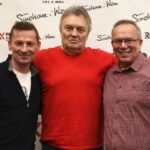 Krzysztof Cugowski i Dziennikarze Radia Kielce nagrywają pastorałkę (26 listopada 2015 r.) / Piotr Michalski / Radio Kielce