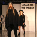 Pokazy mody w kieleckiej galerii (8 listopada 2015 r.) / Piotr Michalski / Radio Kielce