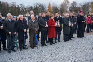 Kielce uczciły ofiary zamachów (14 listopada 2015 r.) / Piotr Michalski / Radio Kielce