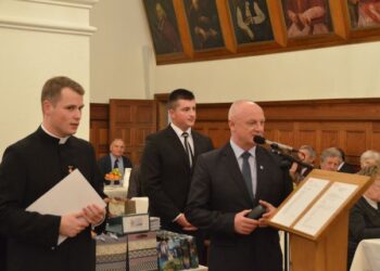 21.11.2015 Sandomierz. 20-lecie działalności obchodził w sobotę Klub Honorowych Dawców Krwi działający w Wyższym Seminarium Duchownym w Sandomierzu. / ks. Tomasz Lis