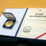 10.11.2015. Pięcioro ostrowczan zostało wyróżnionych medalami Pro Publico Bono / Teresa Czajkowska / Radio Kielce