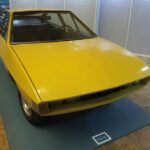 W 1974 roku zaprezentowano model Fiat 1100 Coupe. Zastosowano w nim silnik od modelu 128, który miał 1,1 litra pojemności. Pozwalał on na rozpędzenie auta do 140 km/h. Coupe 1100 spotkał taki sam los, jak Syrenę Sport - nie zachował się żaden egzemplarz tego auta. / Robert Felczak / Radio Kielce