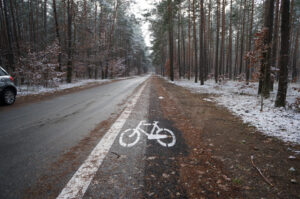 30.11.2015 Kielce. Odbiór techniczny ścieżki Green Velo / Krzysztof Żołądek / Radio Kielce