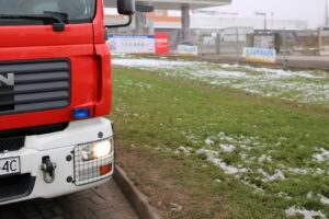 28.11.2015. Wyciek gazu na stacji paliw przy ulicy Łódzkiej w Kielcach / Kamil Król / Radio Kielce