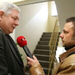 07.11.2015. Konferencja "Dziedzictwo kulturowe Bodzentyna". Doktor Cezary Jastrzębski z UJK w rozmowie z Robertem Szumielewiczem / Kamil Król / Radio Kielce