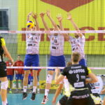 07.11.2015. 2. kolejka PlusLigi siatkarzy: Effector Kielce - Lotos Trefl Gdańsk / Kamil Król / Radio Kielce