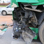 23.11.2015. Karambol na skrzyżowaniu ulic Olszewskiego i Łódzkiej w Kielcach / Kamil Król / Radio Kielce