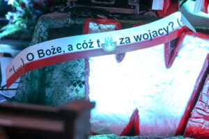 15.11.2015 Kielce. Kościół garnizonowy. 4 Festiwal Piosenki Wojskowej "Żołnierska nuta" / Stanisław Blinstrub / Radio Kielce