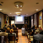 21.11.2015 Busko-Zdrój. Aukcja dzieł sztuki współczesnej "SANUS PER ARTEM" organizowana przez Dom Aukcyjny Polswiss Art. / Wojciech Habdas / Radio Kielce