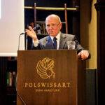 21.11.2015 Busko-Zdrój. Aukcja dzieł sztuki współczesnej "SANUS PER ARTEM" organizowana przez Dom Aukcyjny Polswiss Art. / Wojciech Habdas / Radio Kielce