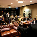 21.11.2015 Busko-Zdrój. Aukcja dzieł sztuki współczesnej "SANUS PER ARTEM" organizowana przez Dom Aukcyjny Polswiss Art. / Wojciech Habdas / Radio Kielce