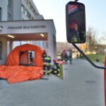 04.11.2015. Ćwiczenia służb ratowniczych w Świętokrzyskim Centrum Pediatrii / Wojciech Habdas / Radio Kielce