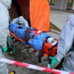 04.11.2015. Ćwiczenia służb ratowniczych w Świętokrzyskim Centrum Pediatrii / Wojciech Habdas / Radio Kielce